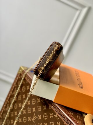 Replica Louis Vuitton 2022 new small bag