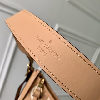 Replica Louis Vuitton 2022 new shoulder bag