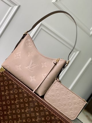 Replica Louis Vuitton 2022 new shoulder bag