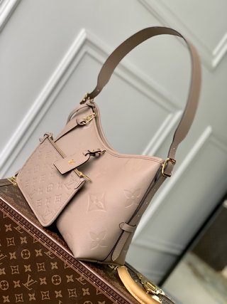 Replica Louis Vuitton 2022 new shoulder bag