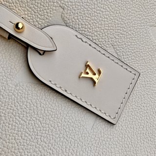 Replica Louis Vuitton 2022 new shoulder bag