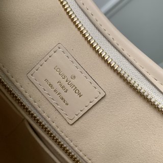 Replica Louis Vuitton 2022 new shoulder bag