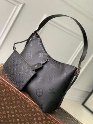 Replica Louis Vuitton 2022 new shoulder bag