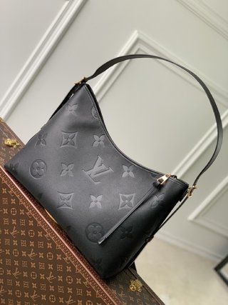 Replica Louis Vuitton 2022 new shoulder bag