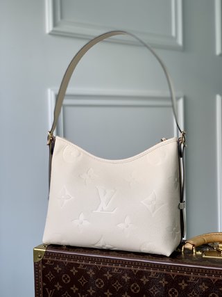 Replica Louis Vuitton 2022 new shoulder bag