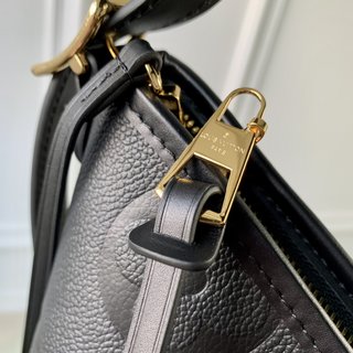 Replica Louis Vuitton 2022 new shoulder bag