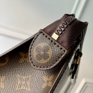 Replica Louis Vuitton 2022 new sling bag