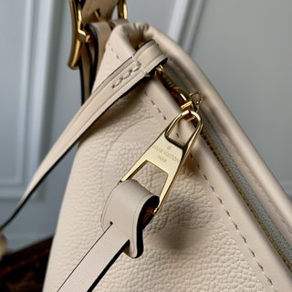 Replica Louis Vuitton 2022 new shoulder bag