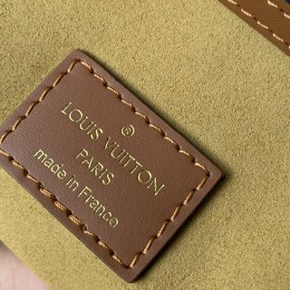 Replica Louis Vuitton 2022 new messenger bag