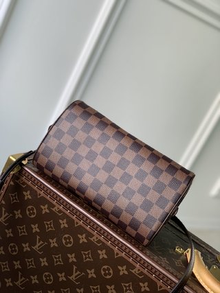 Replica Louis Vuitton 2022 new sling bag