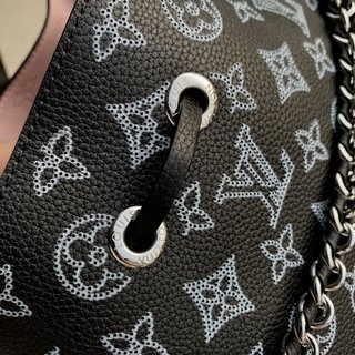 Replica Louis Vuitton 2022 new sling bag