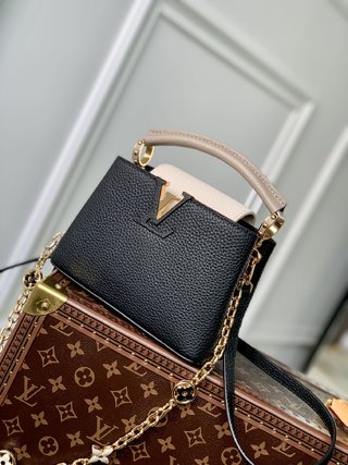 Replica Louis Vuitton 2022 new Capucines Handbags M20708