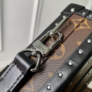 Replica Louis Vuitton 2022 new messenger bag