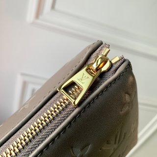 Replica Louis Vuitton 2022 new sling bag