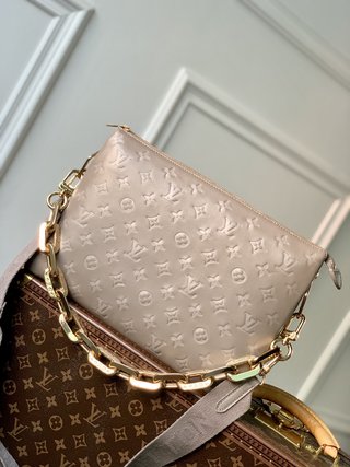 Replica Louis Vuitton 2022 new sling bag