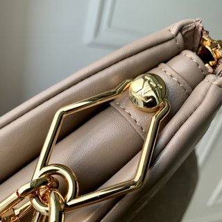 Replica Louis Vuitton 2022 new sling bag