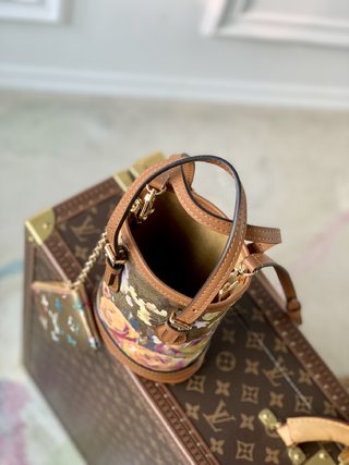 Replica Louis Vuitton 2022 new sling bag