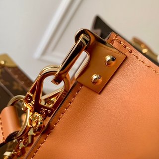 Replica Louis Vuitton 2022 new sling bag