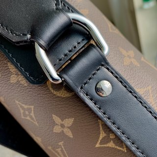 Replica Louis Vuitton 2022 new sling bag