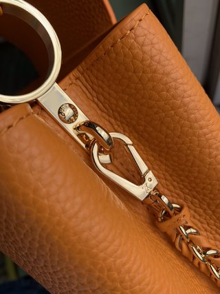 Replica Louis Vuitton 2022 Dauphine Handbags