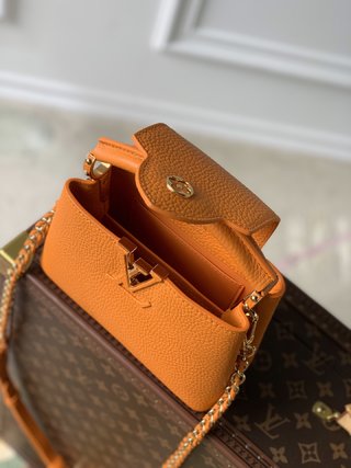 Replica Louis Vuitton 2022 Dauphine Handbags