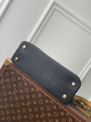 Replica Louis Vuitton 2022 Dauphine Handbags