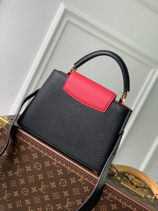 Replica Louis Vuitton 2022 Dauphine Handbags