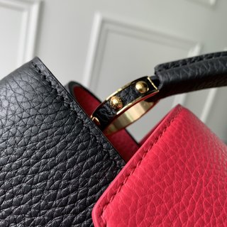 Replica Louis Vuitton 2022 Dauphine Handbags