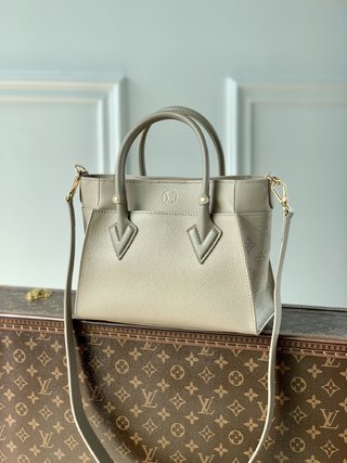 Replica Louis Vuitton 2022 new fashion Handbags