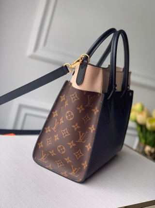 Replica Louis Vuitton 2022 new fashion Handbags