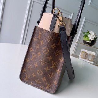 Replica Louis Vuitton 2022 new fashion Handbags