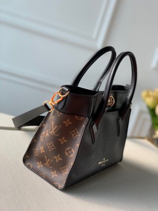 Replica Louis Vuitton 2022 new fashion Handbags