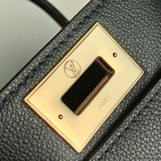 Replica Louis Vuitton 2022 new fashion Handbags