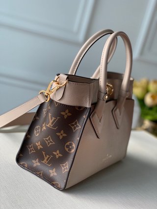 Replica Louis Vuitton 2022 new fashion Handbags