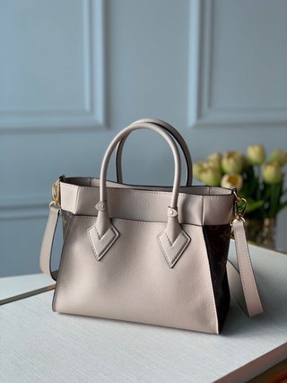 Replica Louis Vuitton 2022 new fashion Handbags