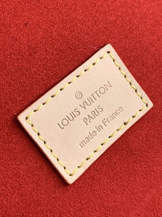 Replica Louis Vuitton 2022 new Beauty case