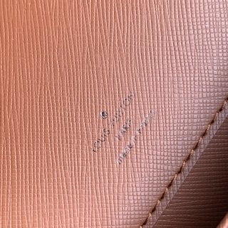 Replica Louis Vuitton 2022 new messenger bag