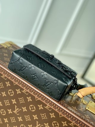 Replica Louis Vuitton 2022 new fashion Small Bags