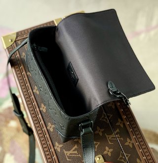 Replica Louis Vuitton 2022 new fashion Small Bags