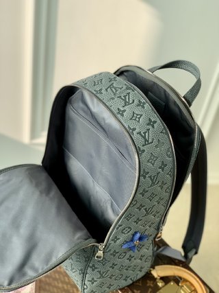 Replica Louis Vuitton 2022 new fashion Backpacks