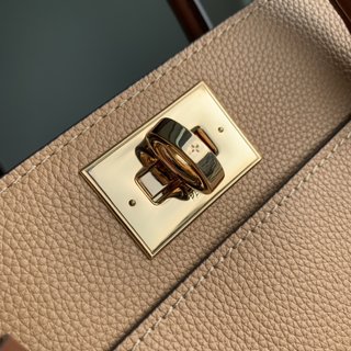 Replica Louis Vuitton 2022 new fashion Handbags