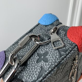 Replica Louis Vuitton 2022 new fashion Small Bags