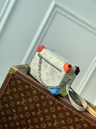 Replica Louis Vuitton 2022 new fashion Small Bags