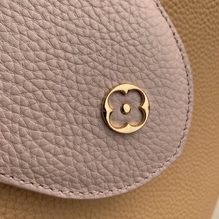 Replica Louis Vuitton 2022 new fashion Handbags