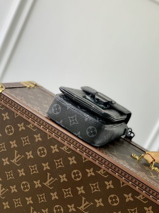 Replica Louis Vuitton 2022 new fashion Small Bags