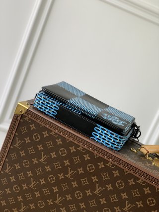 Replica Louis Vuitton 2022 new fashion Small Bags