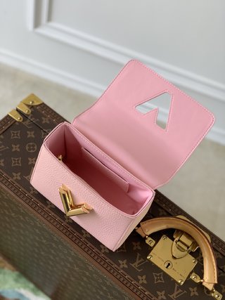 Replica Louis Vuitton 2022 new fashion Small Bags