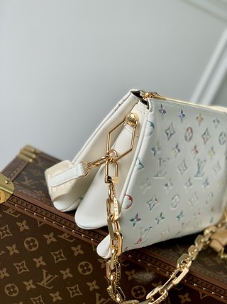 Replica Louis Vuitton 2022 new fashion Small Bags