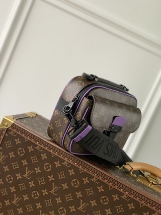 Replica Louis Vuitton 2022 new fashion Small Bags