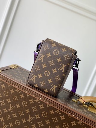 Replica Louis Vuitton 2022 new fashion Small Bags